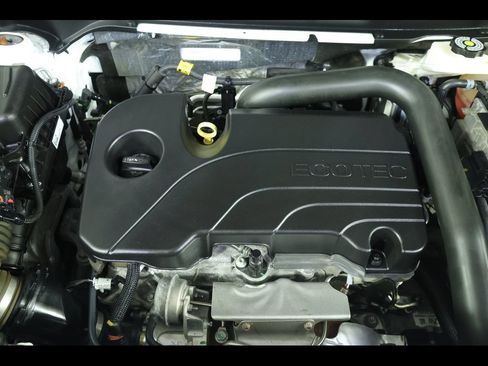 Used 2023 Chevrolet Equinox LT AWD/4WD image 18
