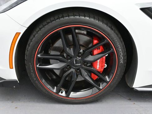 Used 2014 Chevrolet Corvette Stingray Coupe image 31