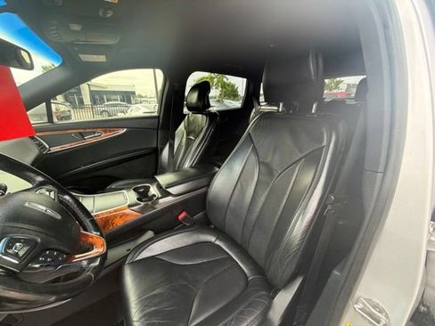 Used 2016 Lincoln MKX Select w/ Select Plus Package AWD/4WD image 20