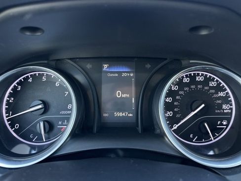 Used 2018 Toyota Camry SE image 17