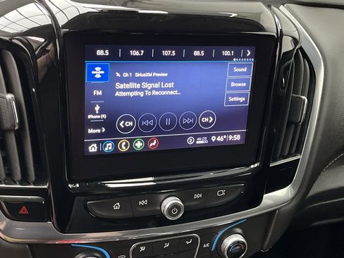 Used 2020 Chevrolet Traverse LT AWD/4WD image 18