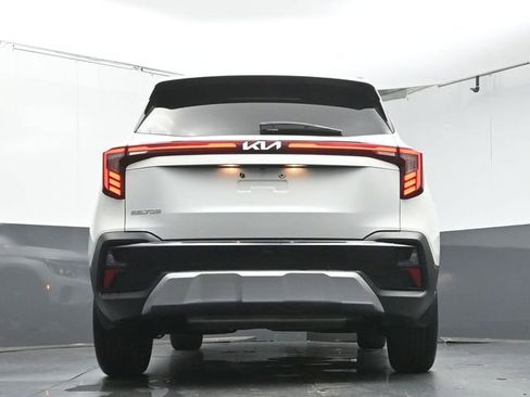 Used 2025 Kia Seltos S FWD image 35