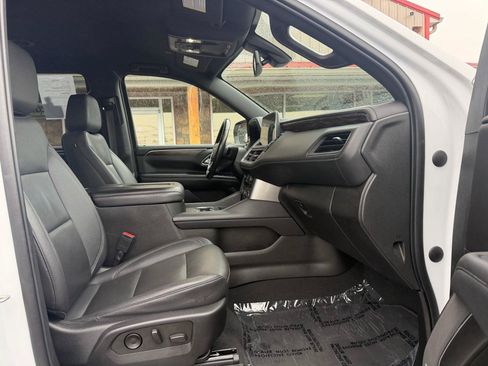 Used 2022 Chevrolet Tahoe LT w/ Luxury Package AWD/4WD image 29