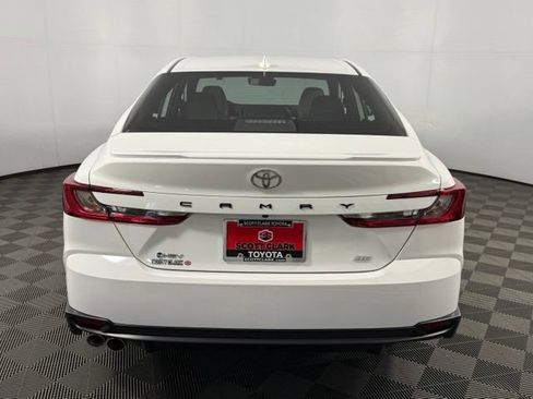 Used 2025 Toyota Camry SE w/ Multimedia Upgrade Package FWD image 8
