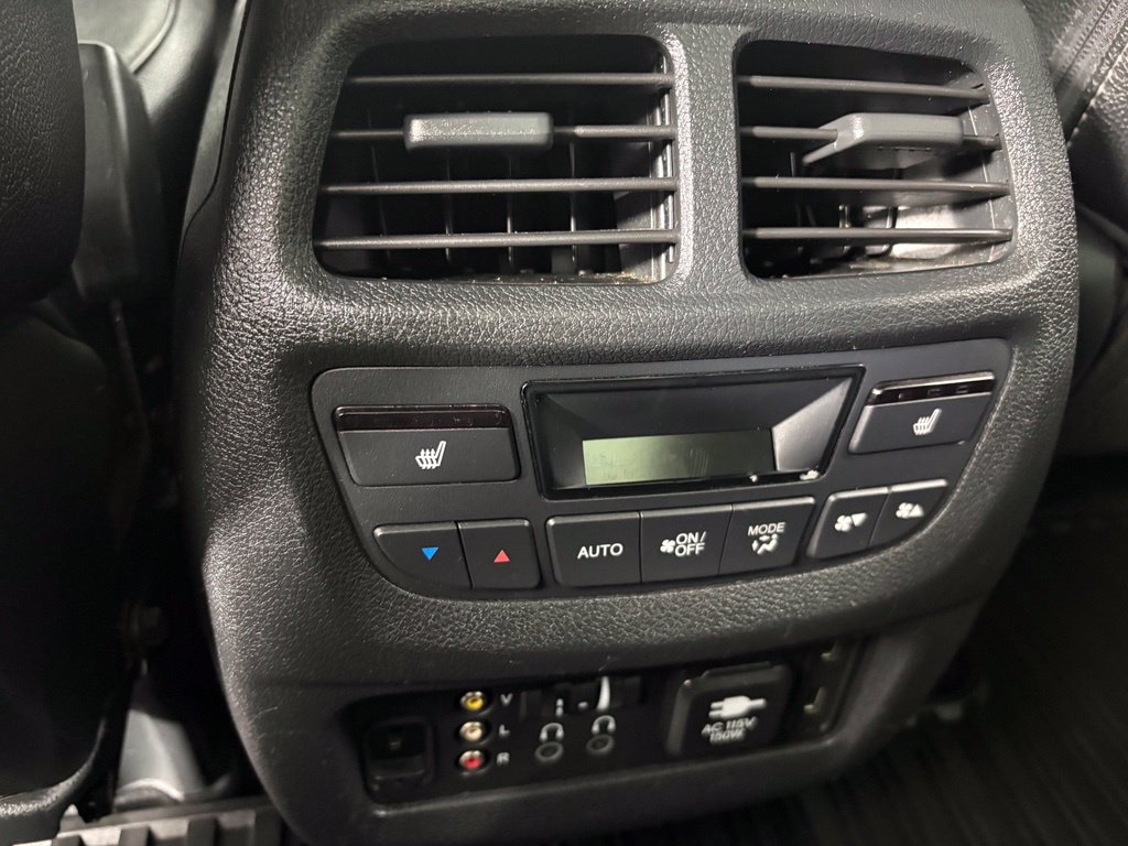 Used 2016 Honda Pilot Elite image 12