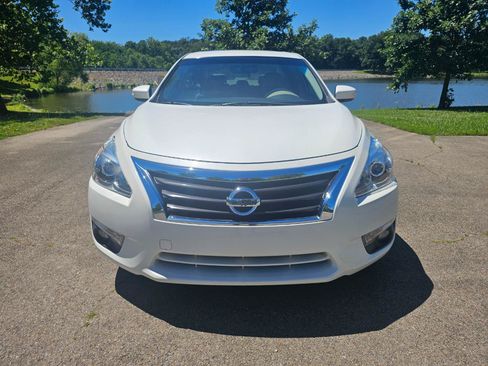 Used 2013 Nissan Altima 2.5 SL w/ Technology Pkg FWD image 13