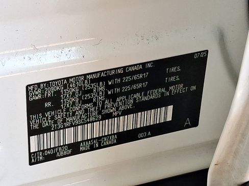 Used 2025 Toyota RAV4 LE AWD/4WD image 27