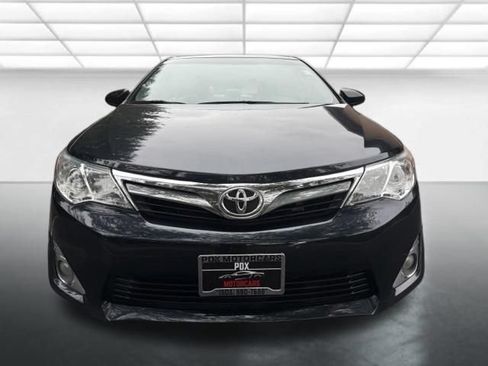 Used 2013 Toyota Camry XLE FWD image 7