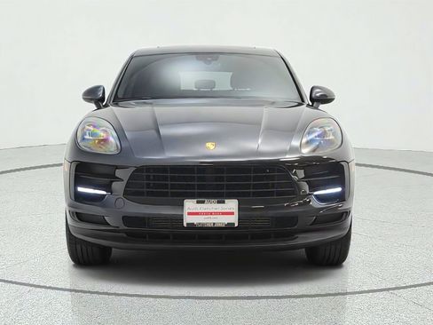 Used 2019 Porsche Macan AWD/4WD image 2