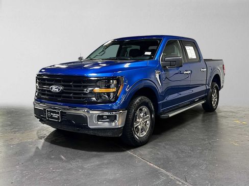 Used 2025 Ford F150 XLT w/ Equipment Group 301A Standard AWD/4WD image 7