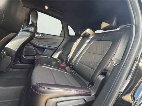 Used 2024 Ford Escape ST-Line w/ Tech Pack #1 image 10