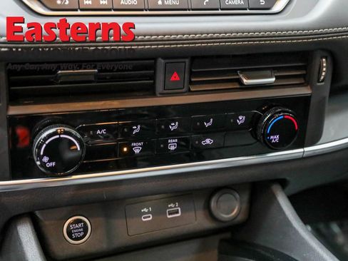 Used 2021 Nissan Rogue S image 20