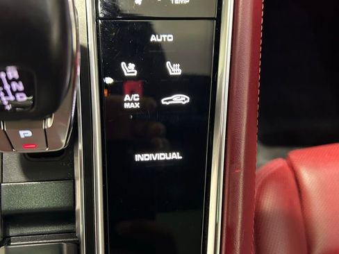 Used 2018 Porsche Panamera 4S w/ Premium Package Plus AWD/4WD image 25
