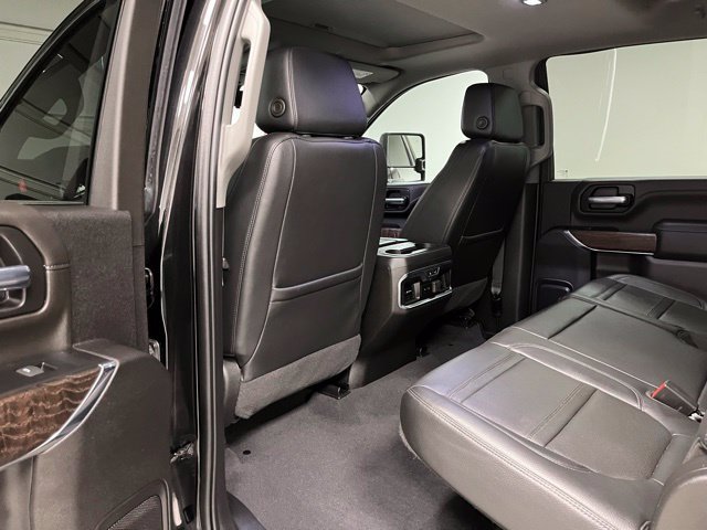 Used 2022 GMC Sierra 3500 Denali w/ Denali Ultimate Package AWD/4WD image 45