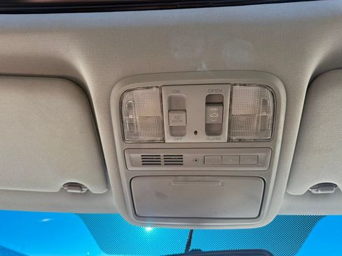 Used 2012 Honda Pilot EX-L image 17