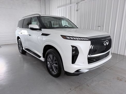 Certified 2026 INFINITI QX80 Pure w/ Cargo Package RWD image 3