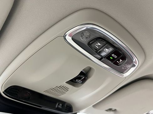 Used 2020 Volvo V60 T5 Cross Country w/ Protection Package Premier image 52