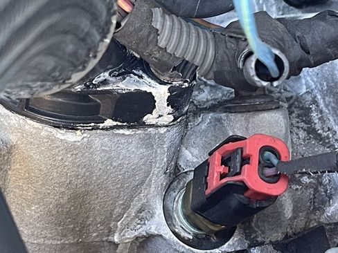 Used 2011 Jeep Wrangler Sahara image 33