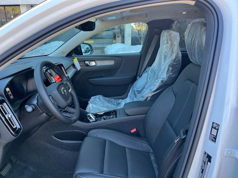 New 2026 Volvo XC40 B5 Ultra AWD/4WD image 10