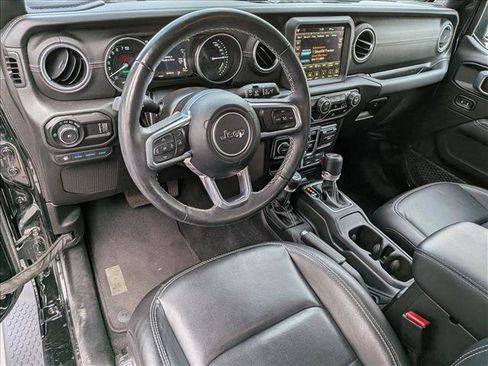 Used 2023 Jeep Wrangler Sahara w/ Cold Weather Group image 10