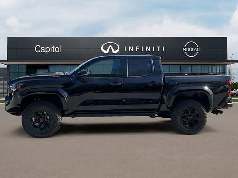 Used 2025 Toyota Tacoma TRD Pro image 8