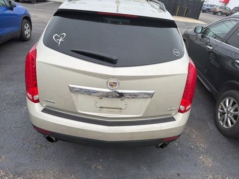 Used 2013 Cadillac SRX FWD image 5
