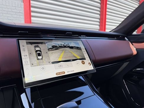 Used 2024 Land Rover Range Rover Sport image 29