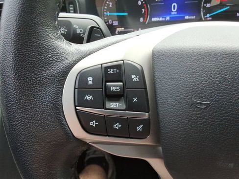 Used 2020 Ford Explorer XLT w/ Equipment Group 202A RWD image 27