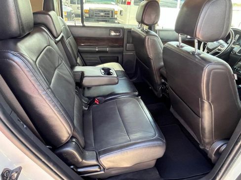 Used 2014 Ford Flex Limited FWD image 9