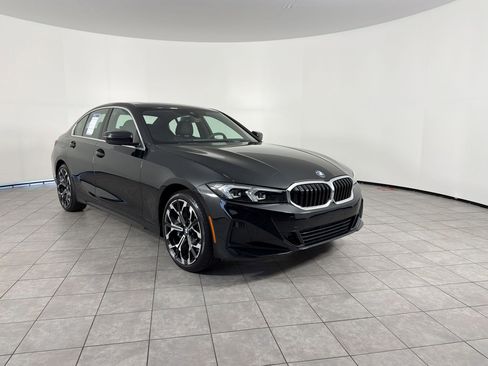 Certified 2025 BMW 330i xDrive Sedan AWD/4WD image 7