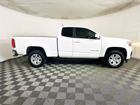 Used 2022 Chevrolet Colorado LT w/ Fleet Safety Package RWD image 2