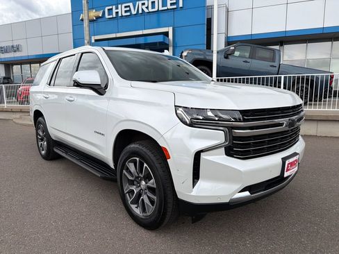 Used 2023 Chevrolet Tahoe LT w/ LT Signature Package image 7