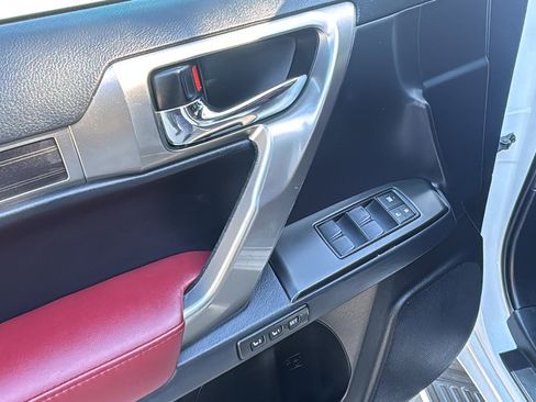 Used 2022 Lexus GX 460 Premium image 13