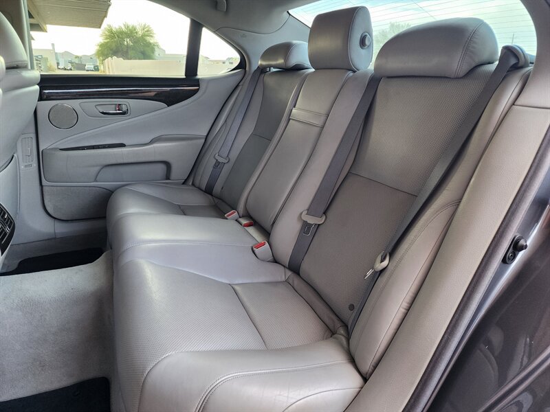 Used 2012 Lexus LS 460 AWD w/ Comfort Pkg image 74