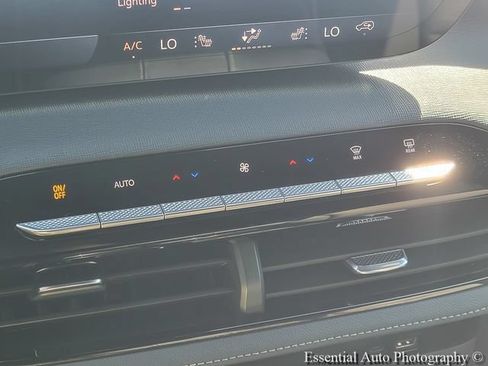 Used 2026 Buick Enclave Sport Touring w/ Power Package FWD image 18