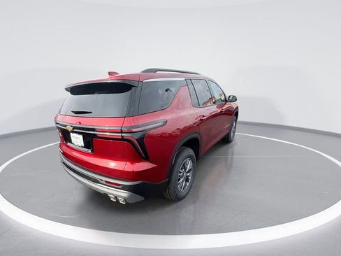 New 2026 Chevrolet Traverse LT FWD image 8
