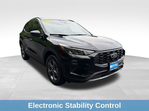 Used 2025 Ford Escape ST-Line AWD/4WD image 10
