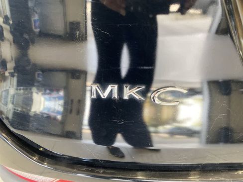 Used 2017 Lincoln MKC Premiere AWD/4WD image 19