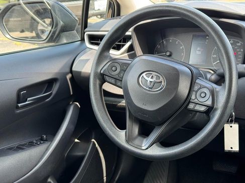 Used 2024 Toyota Corolla LE FWD image 14