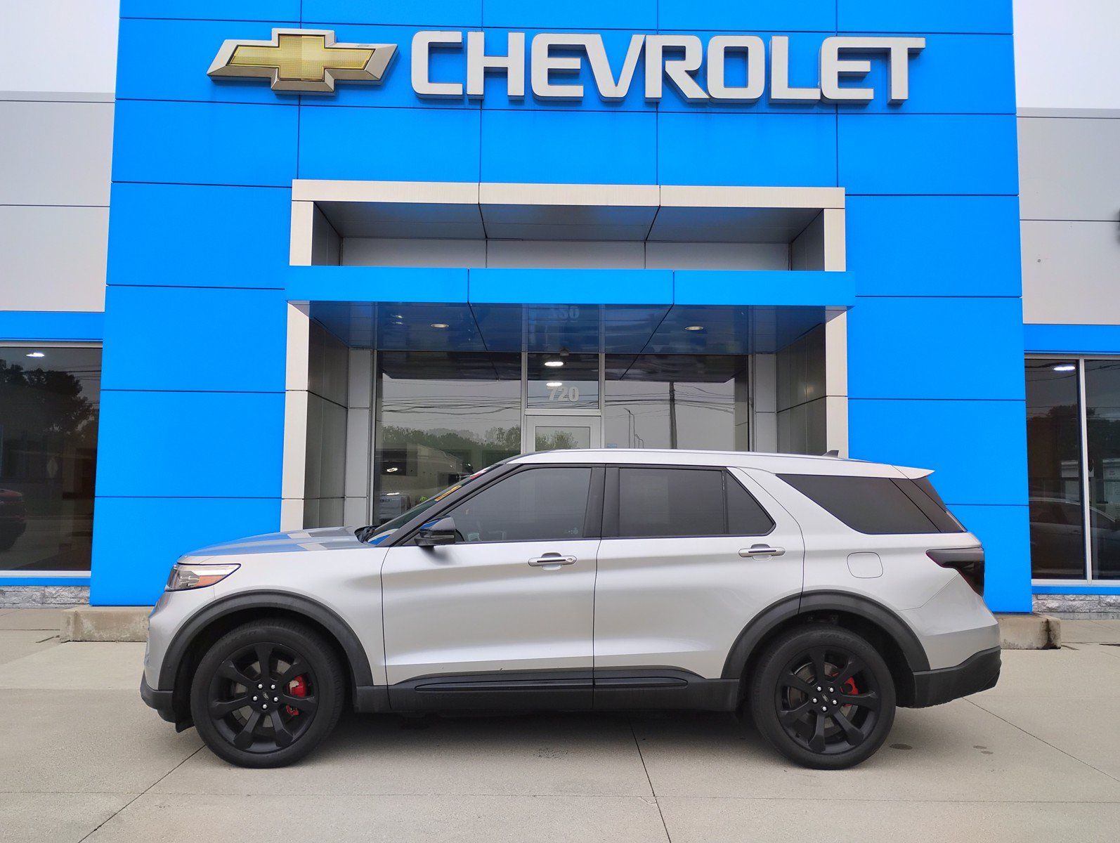 Used 2021 Ford Explorer ST w/ Equipment Group 401A AWD/4WD image 11