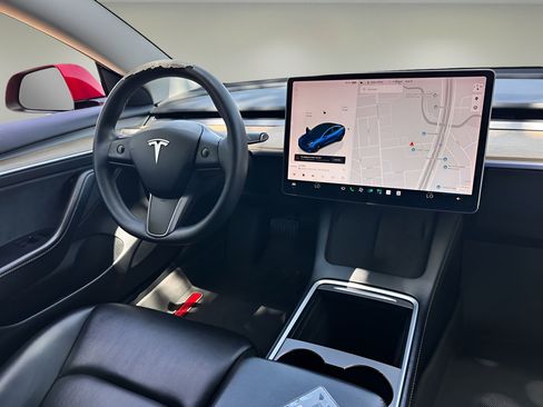 Used 2022 Tesla Model 3 Long Range AWD/4WD image 7