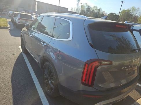 Used 2022 Kia Telluride SX w/ Towing Package image 10