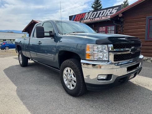 Used 2011 Chevrolet Silverado 3500 LTZ w/ LTZ Plus Package AWD/4WD image 1