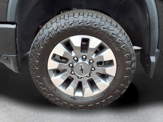 Used 2021 Chevrolet Silverado 2500 LTZ w/ Carhartt Edition AWD/4WD image 10