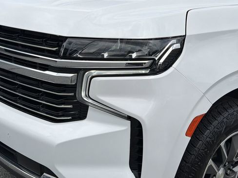 Used 2022 Chevrolet Tahoe LT w/ Luxury Package AWD/4WD image 30