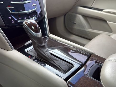 Used 2015 Cadillac XTS Luxury w/ Driver Awareness Package FWD image 29