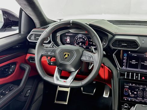 Used 2024 Lamborghini Urus S AWD/4WD image 41