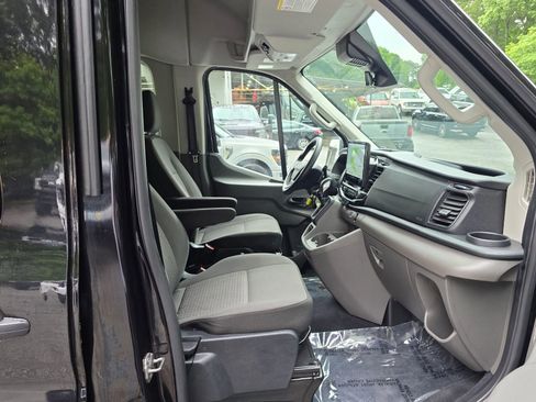 Used 2024 Ford Transit 350 XLT AWD/4WD image 31