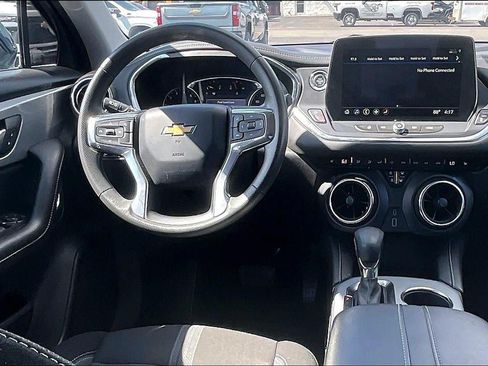 Used 2024 Chevrolet Blazer LT AWD/4WD image 5
