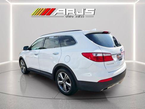 Used 2013 Hyundai Santa Fe Limited w/ Technology Pkg FWD image 3